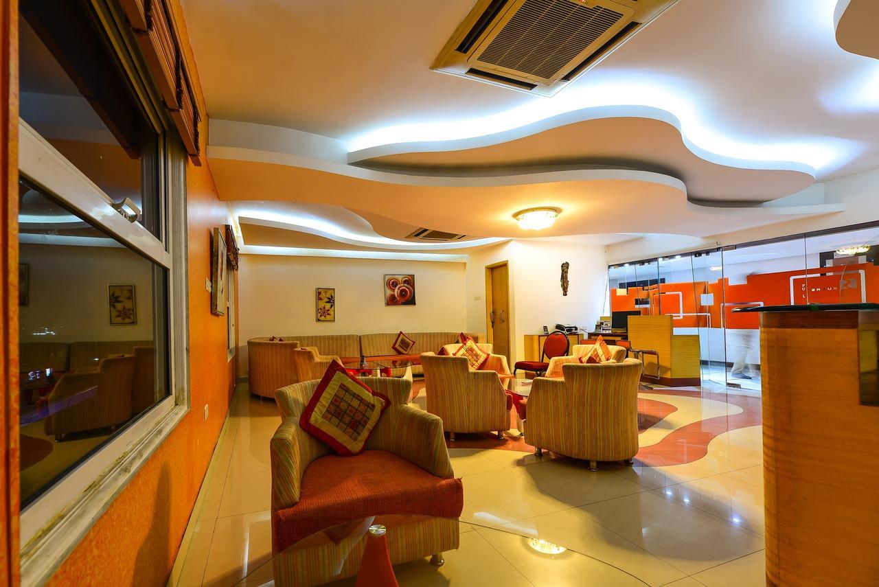 Ambica Empire Hotel 3*