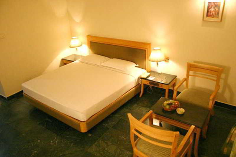 Ambica Empire 3*